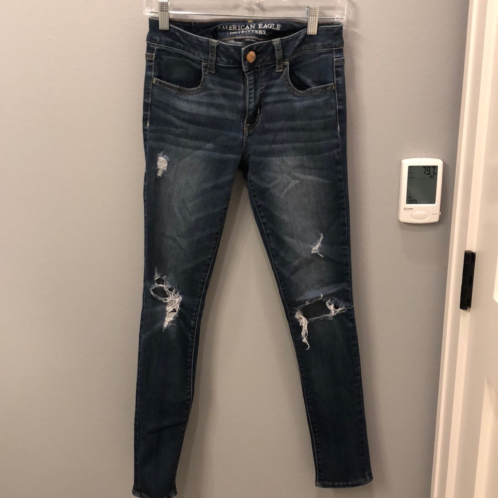 AE Ripped Jegging Jeans